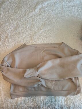 Women's Scoop-Neck Crew Sweatshirt in Taupe